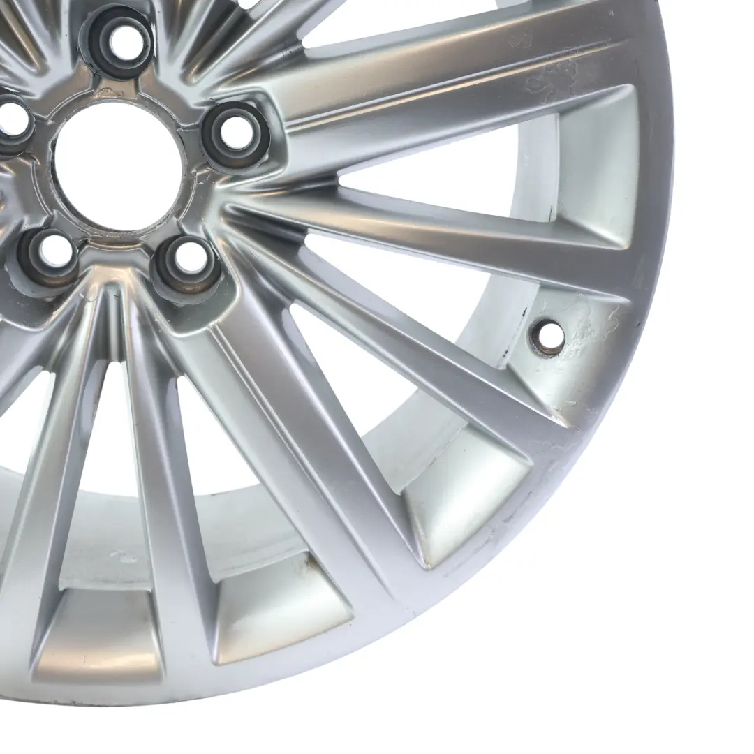 8F Srebrna Felga Aluminiowa 18" 8,5J ET:29 do Audi A5 S5 o numerze 8F0601025B Audi A5 S5 8F Srebrna Felga Aluminiowa 18" 8,5J ET:29 - SKU 8F0601025B-1 - Numer Części 8F0601025B