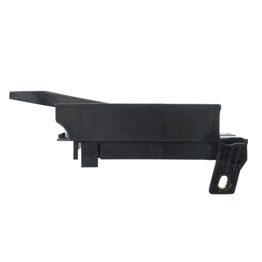 Kamera Modul Halterung Halter Hinten für Audi A5 8T Cabrio mit Teilenummer 8F0907392A Audi A5 8T Cabrio Kamera Modul Halterung Halter Hinten - SKU 8F0907392A - Teilenummer 8F0907392A