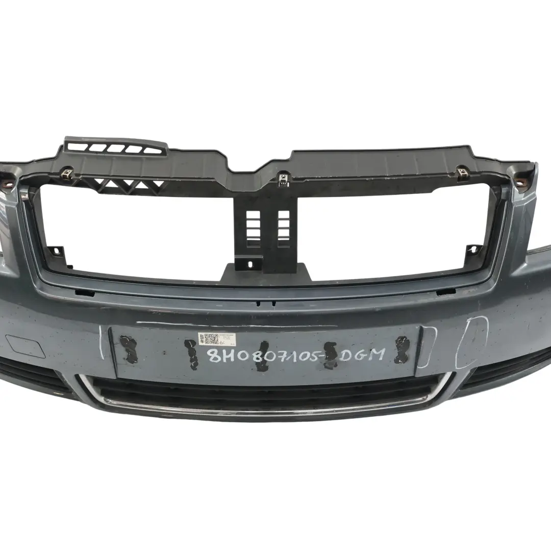 Pokrywa Zderzaka Przedniego Szary Delfin Metalik X7Z do Audi A4 B6 o numerze 8H0807105 Audi A4 B6 Pokrywa Zderzaka Przedniego Szary Delfin Metalik X7Z - SKU 8H0807105-DGM - Numer Części 8H0807105