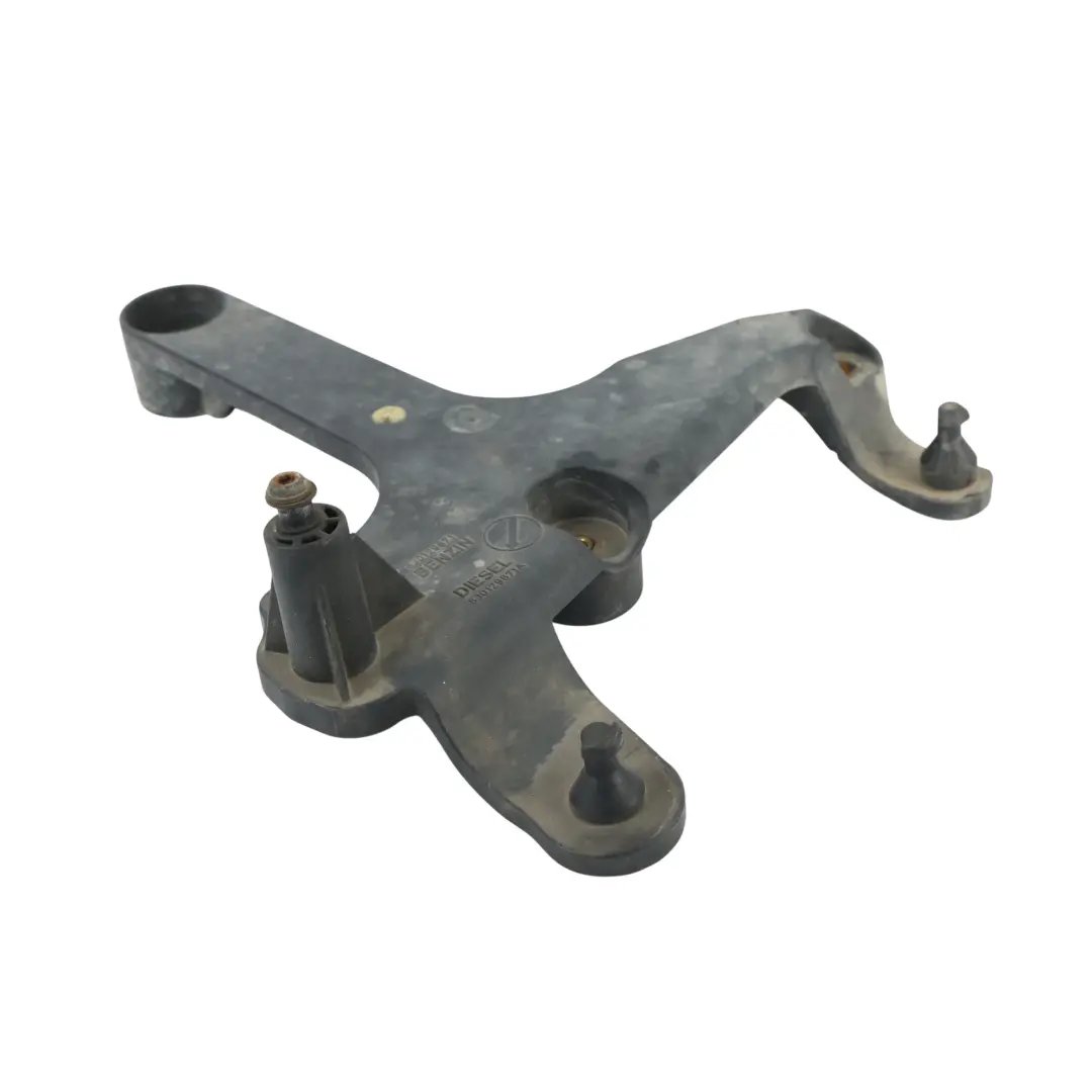 Filter Retainer Bracket Support Mount Diesel to Audi TT 8J Engine Air with Part number 8J0129671A Audi TT 8J Engine Air Filter Retainer Bracket Support Mount Diesel - SKU 8J0129671A - Part number 8J0129671A