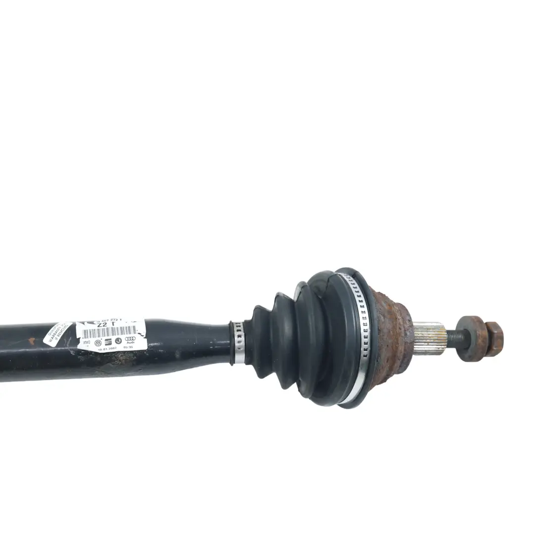 Semieje Delantero Derecho 2.0 TFSI Gasolina BWA para Audi TT 8J con número de pieza 8J0407272T Audi TT 8J Semieje Delantero Derecho 2.0 TFSI Gasolina BWA - SKU 8J0407272T - Número de pieza 8J0407272T