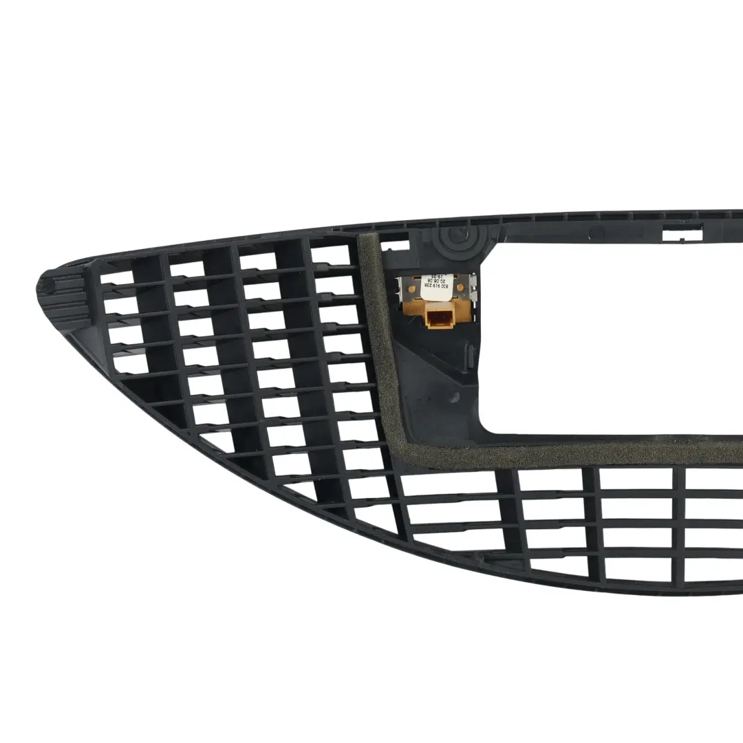 Audi TT 8J Air Vent Dashboard Air Duct Central Channel Dash - SKU 8J0819635-1 - Part number 8J0819635