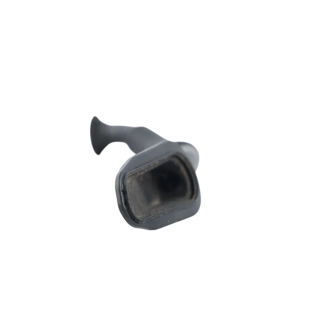 TTRS 8J Wasserablaufrohr Heckspoiler Links für Audi TT mit Teilenummer 8J0827429 Audi TT TTRS 8J Wasserablaufrohr Heckspoiler Links - SKU 8J0827429 - Teilenummer 8J0827429