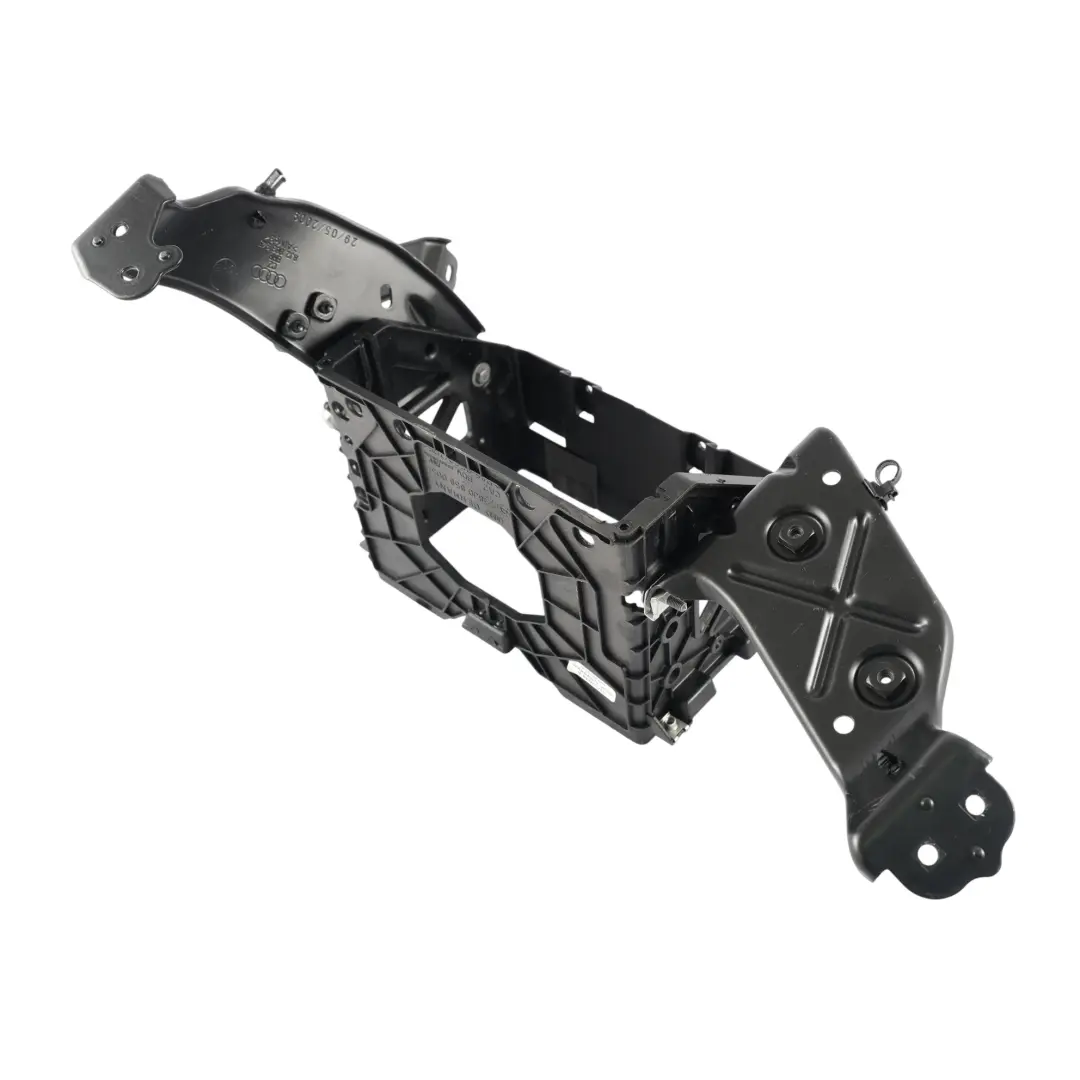 Audi TT Mk2 8J Soporte Montaje Radio Unidad Cabezal - SKU 8J0858005E - Número de pieza 8J0858005E