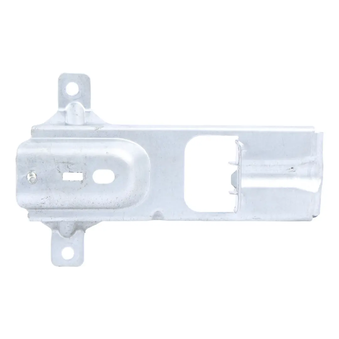 Supporto Staffa Montaggio Pannello Laterale Destro per Audi TT 8J con numero di parte 8J8809322 Audi TT 8J Supporto Staffa Montaggio Pannello Laterale Destro - SKU 8J8809322 - Numero di parte 8J8809322