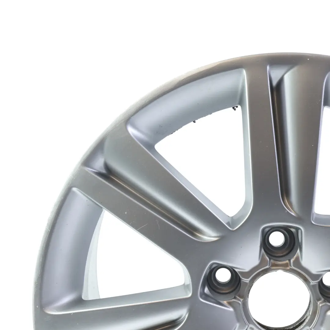 Silberne Leichtmetallfelge 17" ET:45 7,5J 8K0601025B für Audi A4 B8 A5 8T mit Teilenummer 8K0601025B-2 Audi A4 B8 A5 8T Silberne Leichtmetallfelge 17" ET:45 7,5J 8K0601025B - SKU 8K0601025B-2 - Teilenummer 8K0601025B-2