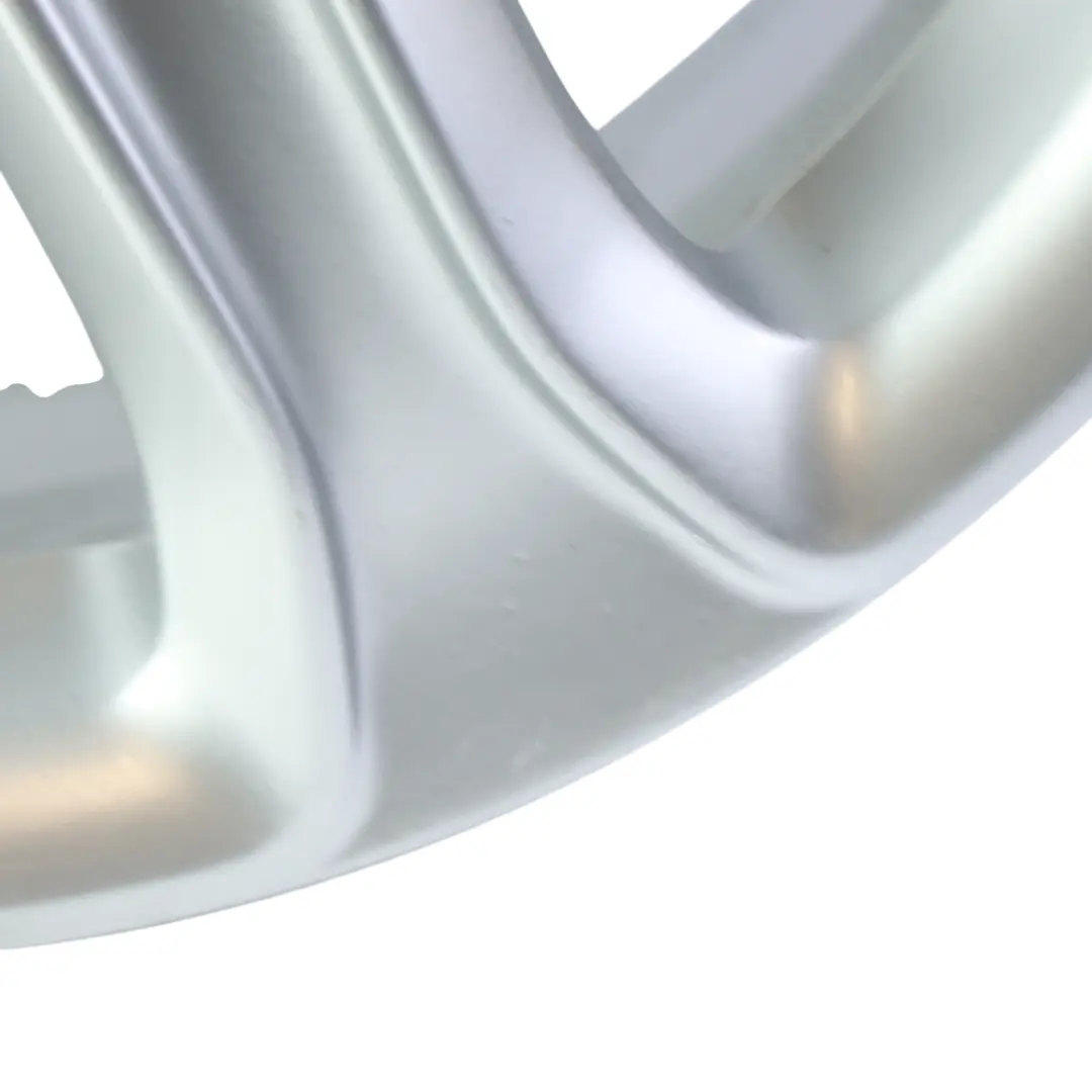 8K Silberne Alufelge 17" ET:45 7,5J Sternspeiche für Audi A4 B8 mit Teilenummer 8K0601025CE Audi A4 B8 8K Silberne Alufelge 17" ET:45 7,5J Sternspeiche - SKU 8K0601025CE-2 - Teilenummer 8K0601025CE