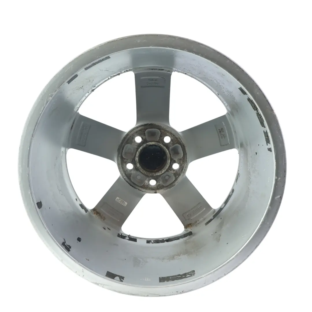 8K Srebrna Felga Aluminiowa 18" ET:47 8J Star Spoke do Audi A4 B8 o numerze 8K0601025Q Audi A4 B8 8K Srebrna Felga Aluminiowa 18" ET:47 8J Star Spoke - SKU 8K0601025Q-1 - Numer Części 8K0601025Q