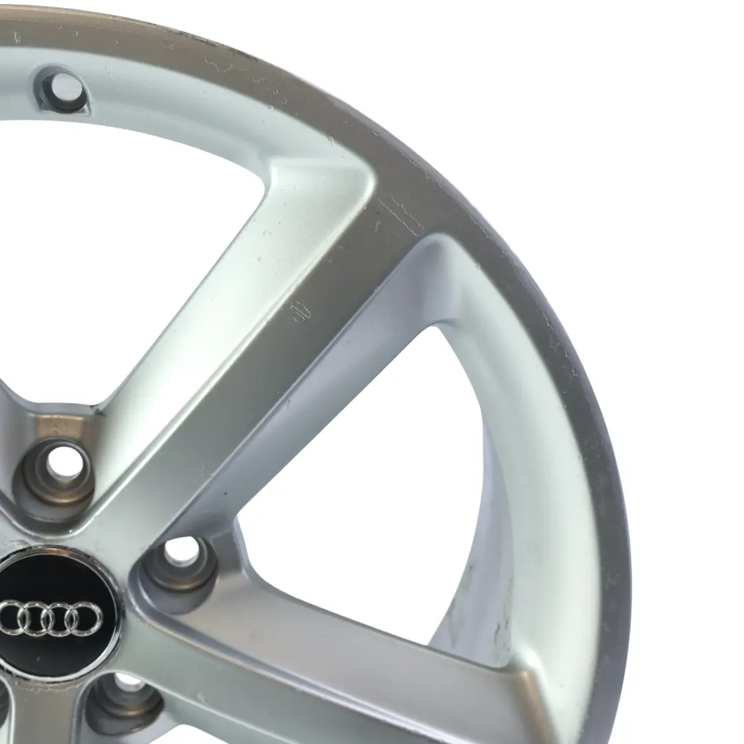 Audi A4 B8 Cerchio In Lega Argento 18" ET:47 8J Star Spoke - SKU 8K0601025Q-2 - Numero di parte 8K0601025Q
