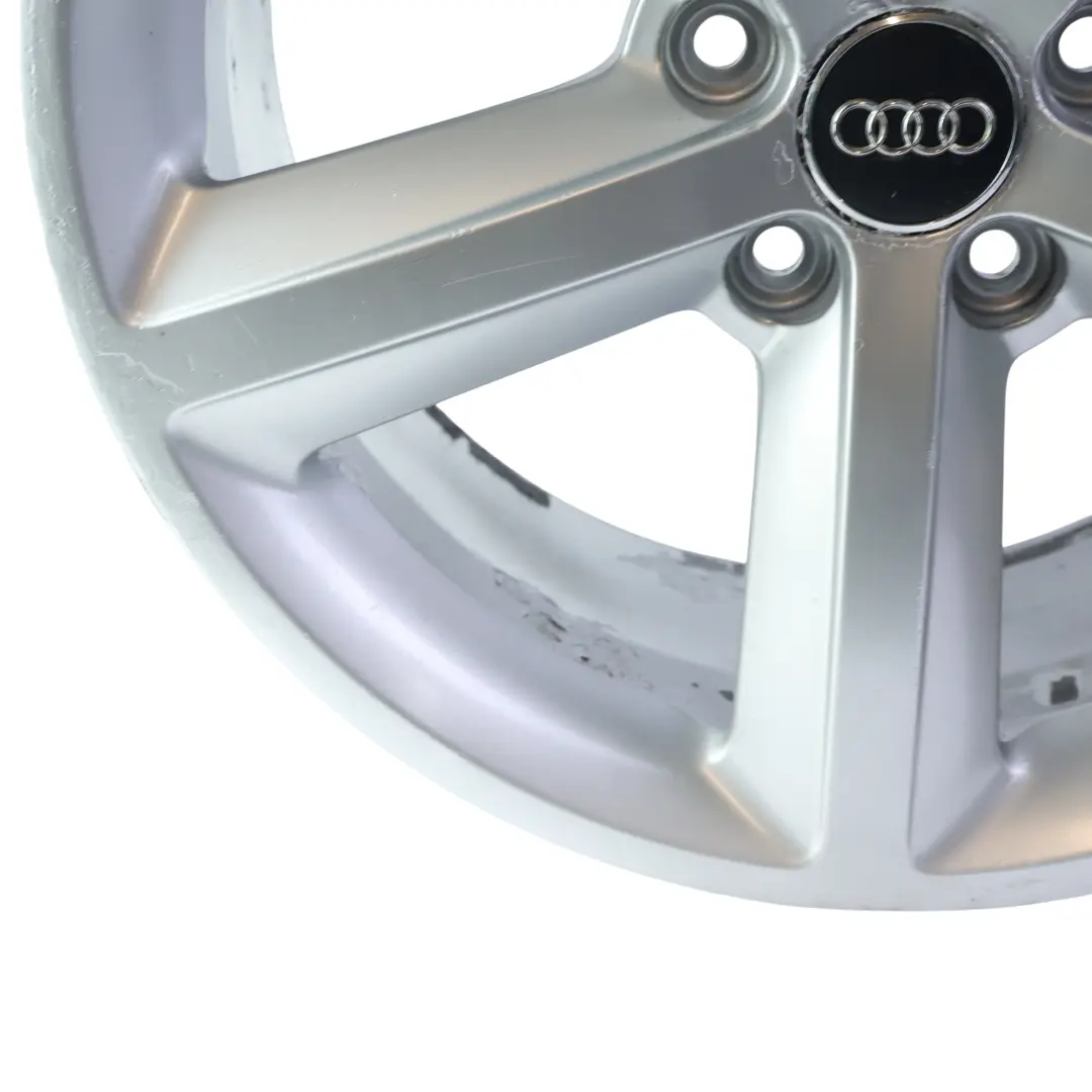 Audi A4 B8 Cerchio In Lega Argento 18" ET:47 8J Star Spoke - SKU 8K0601025Q-2 - Numero di parte 8K0601025Q