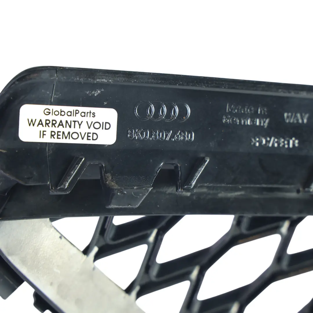 Frontstoßstange Nebelscheinwerfer Gitter Rechts für Audi B8 RS4 mit Teilenummer 8K0807680 Audi B8 RS4 Frontstoßstange Nebelscheinwerfer Gitter Rechts - SKU 8K0807680 - Teilenummer 8K0807680