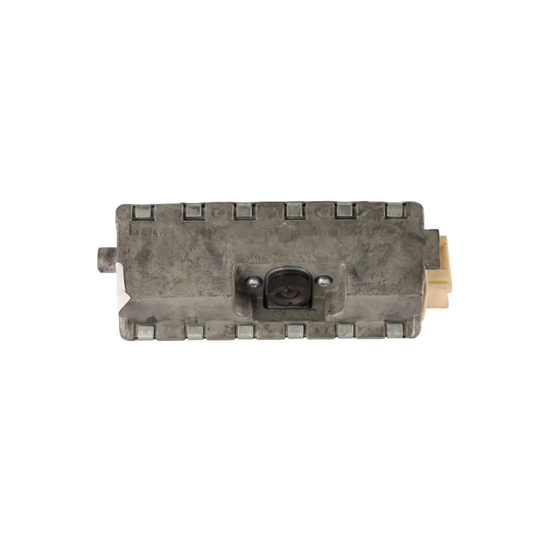 Front Camera Lance Change Assist Control Unit Module to Audi Q5 8R with Part number 8K0907217B Audi Q5 8R Front Camera Lance Change Assist Control Unit Module - SKU 8K0907217B - Part number 8K0907217B