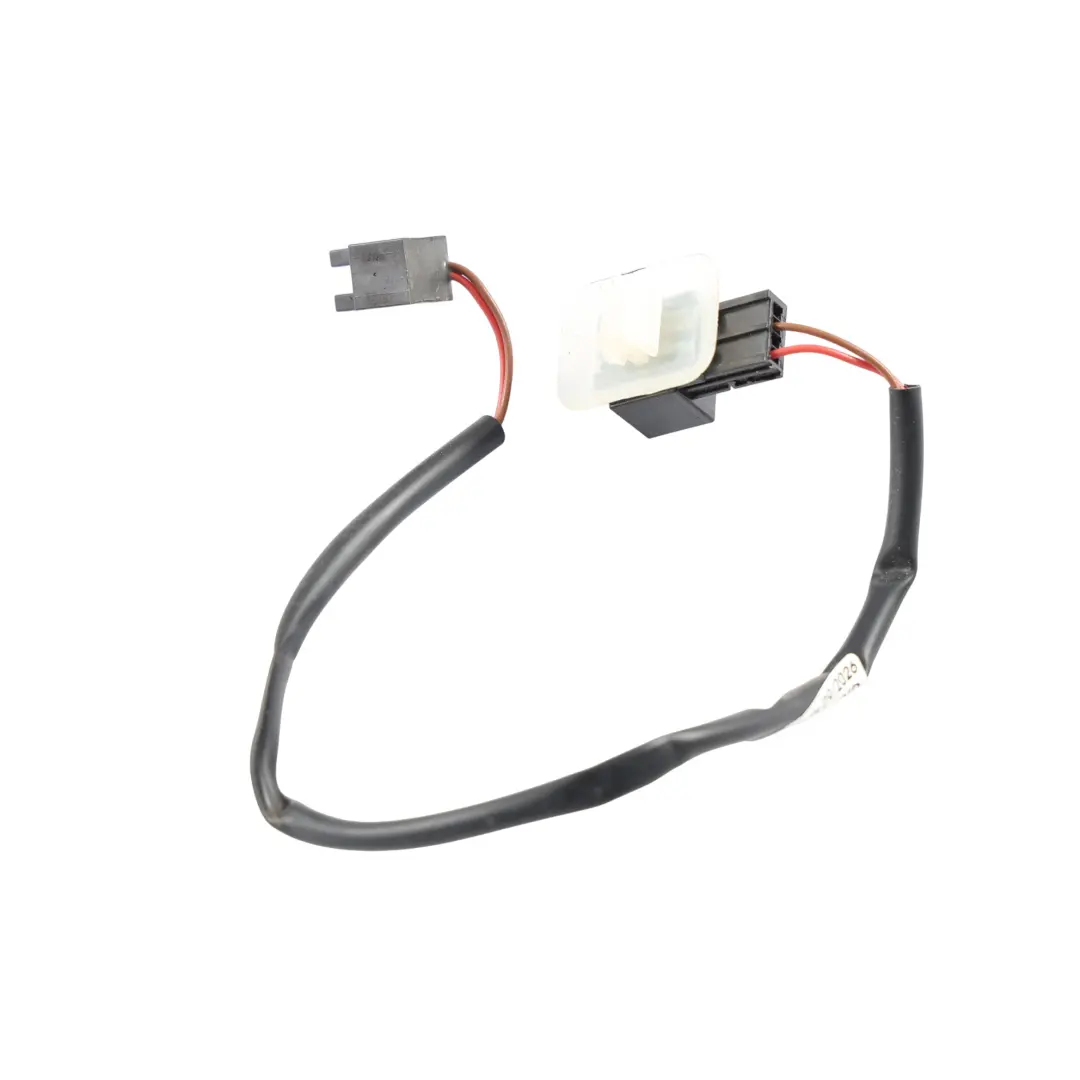 Kabelbaum Stecker Gehäuse für Audi A5 S5 RS5 F5 Seat Exeo mit Teilenummer 8K0972994 Audi A5 S5 RS5 F5 Seat Exeo Kabelbaum Stecker Gehäuse - SKU 8K0972994 - Teilenummer 8K0972994