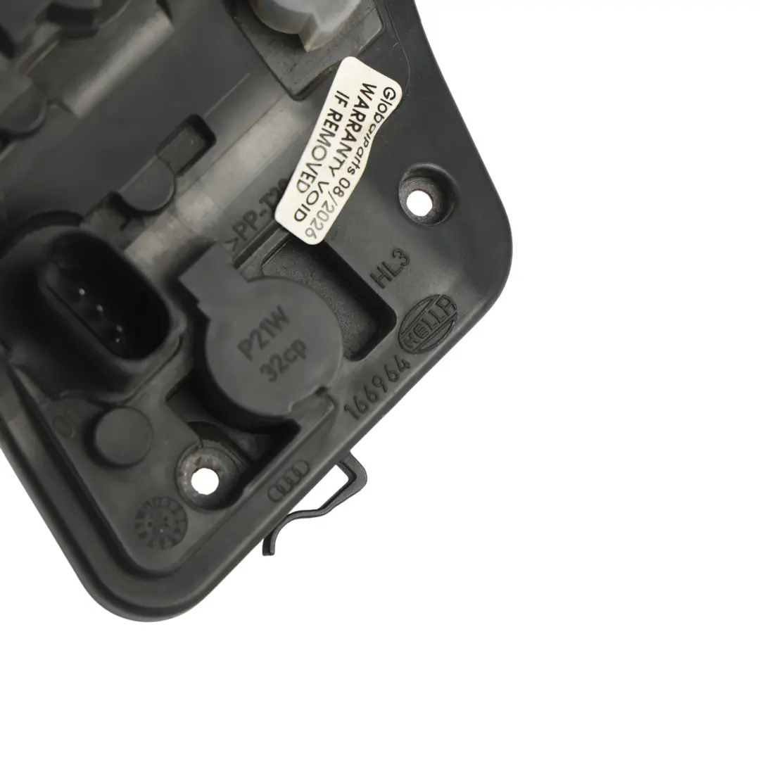 Audi A4 B8 Portalampada Bagagliaio Interno Destro - SKU 8K5945258 - Numero di parte 8K5945258
