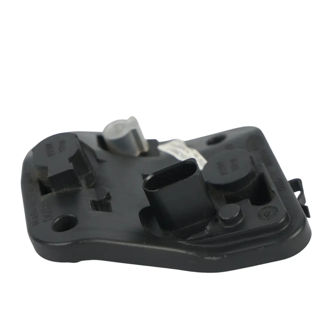 Audi A4 B8 Uchwyt Oprawki Żarówki Lampy Tylnej Prawy - SKU 8K5945258 - Numer Części 8K5945258