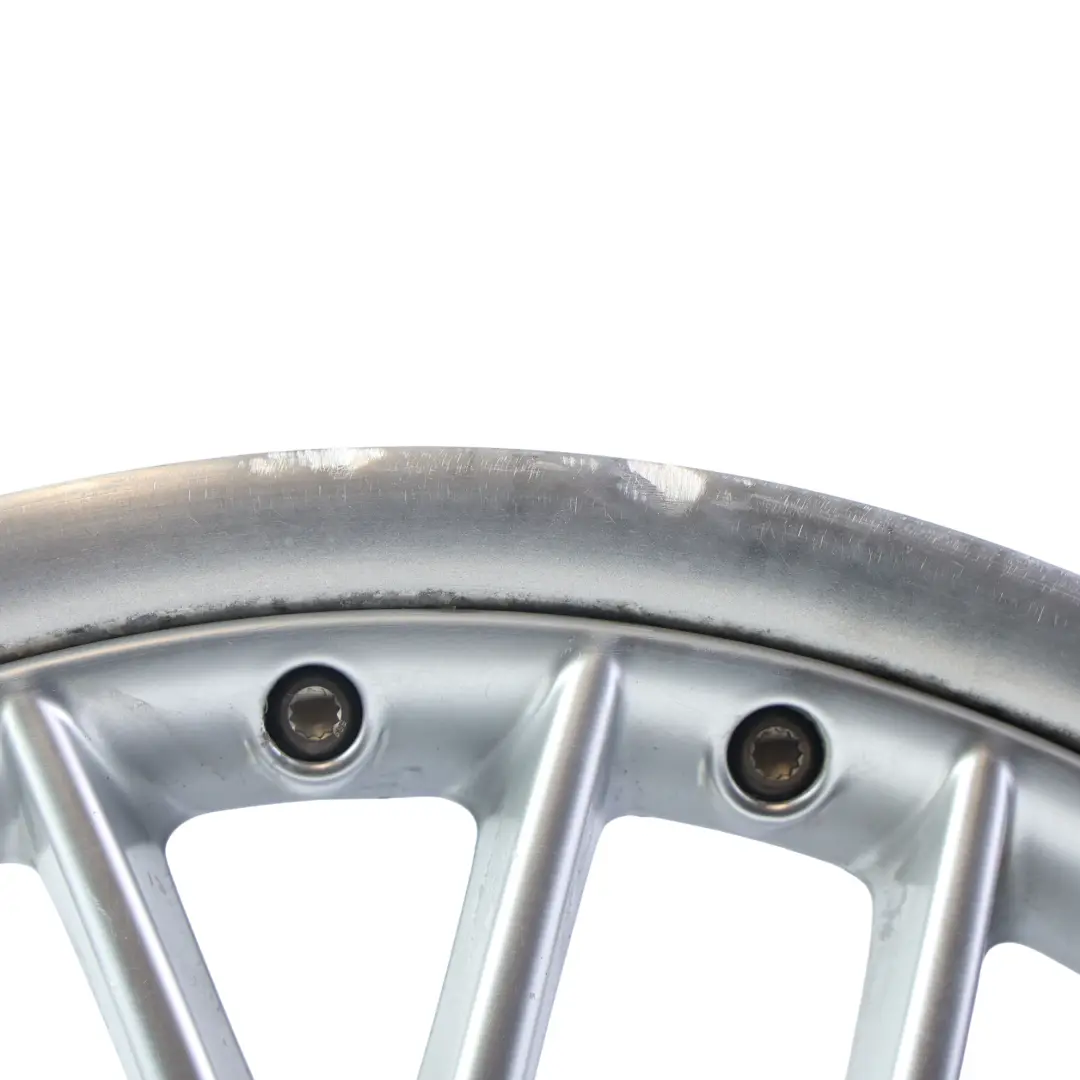 Jante Alliage Argent BBS 18" 7,5J ET:54 pour Audi A3 8P à propos du numéro de pièce 8P0601025AE Audi A3 8P Jante Alliage Argent BBS 18" 7,5J ET:54 - SKU 8P0601025AE-1 - Numéro de pièce 8P0601025AE