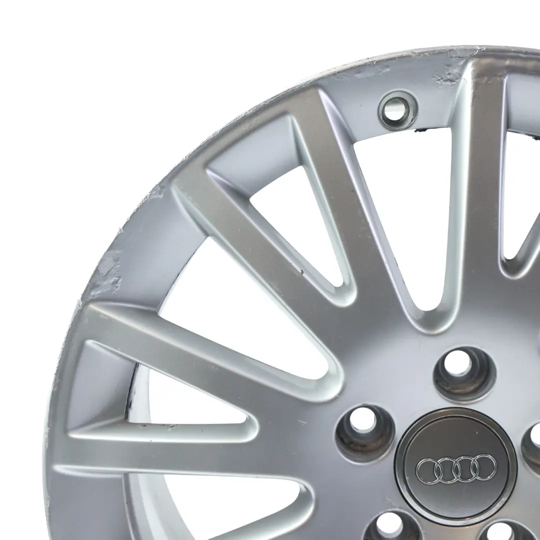 Audi A3 8P Srebrna Felga Aluminiowa 17" 7.5J ET56 - SKU 8P0601025AF-1 - Numer Części 8P0601025AF