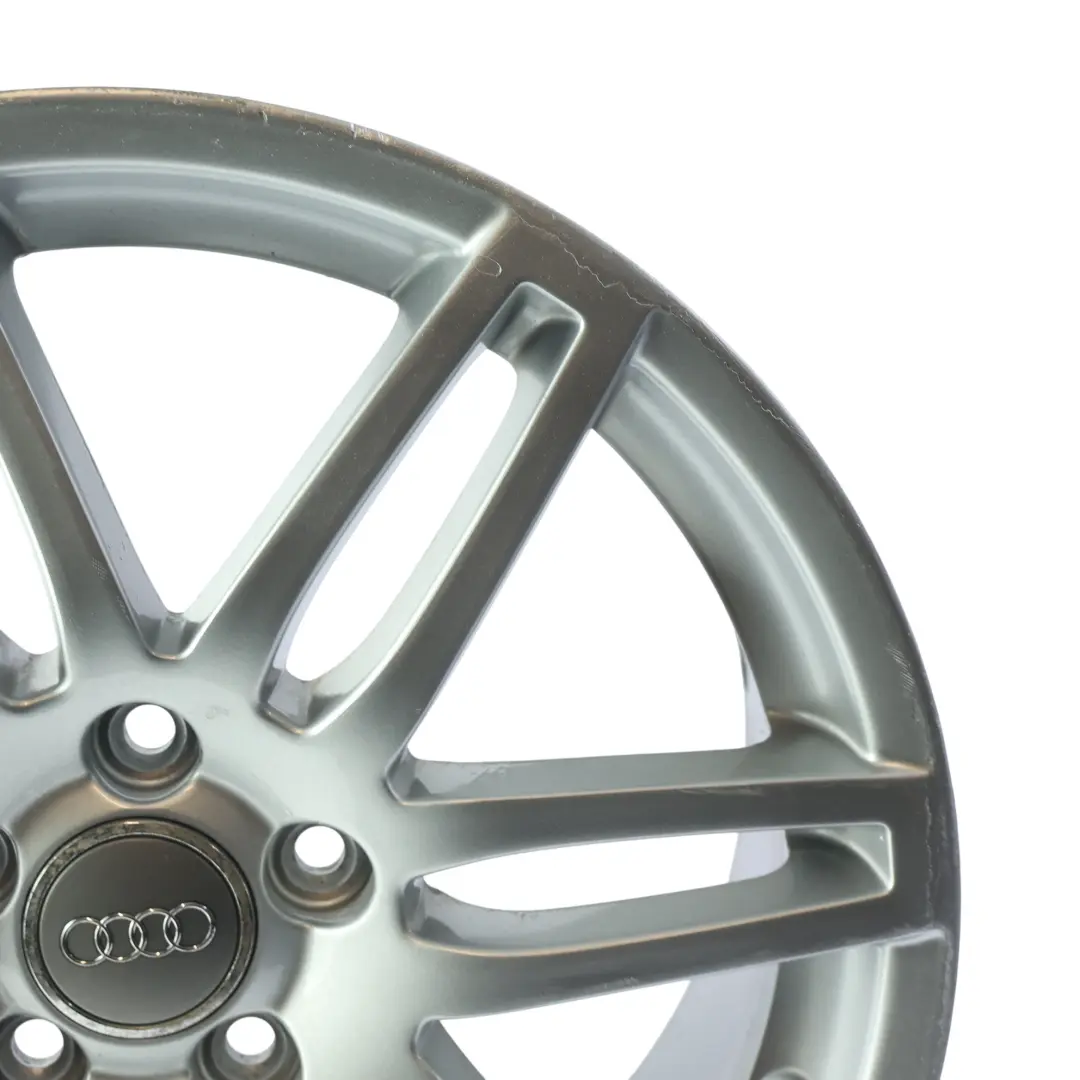 Jante En Alliage Argentée 18" 7,5J ET:54 pour Audi A3 8P à propos du numéro de pièce 8P0601025BA Audi A3 8P Jante En Alliage Argentée 18" 7,5J ET:54 - SKU 8P0601025BA-5 - Numéro de pièce 8P0601025BA