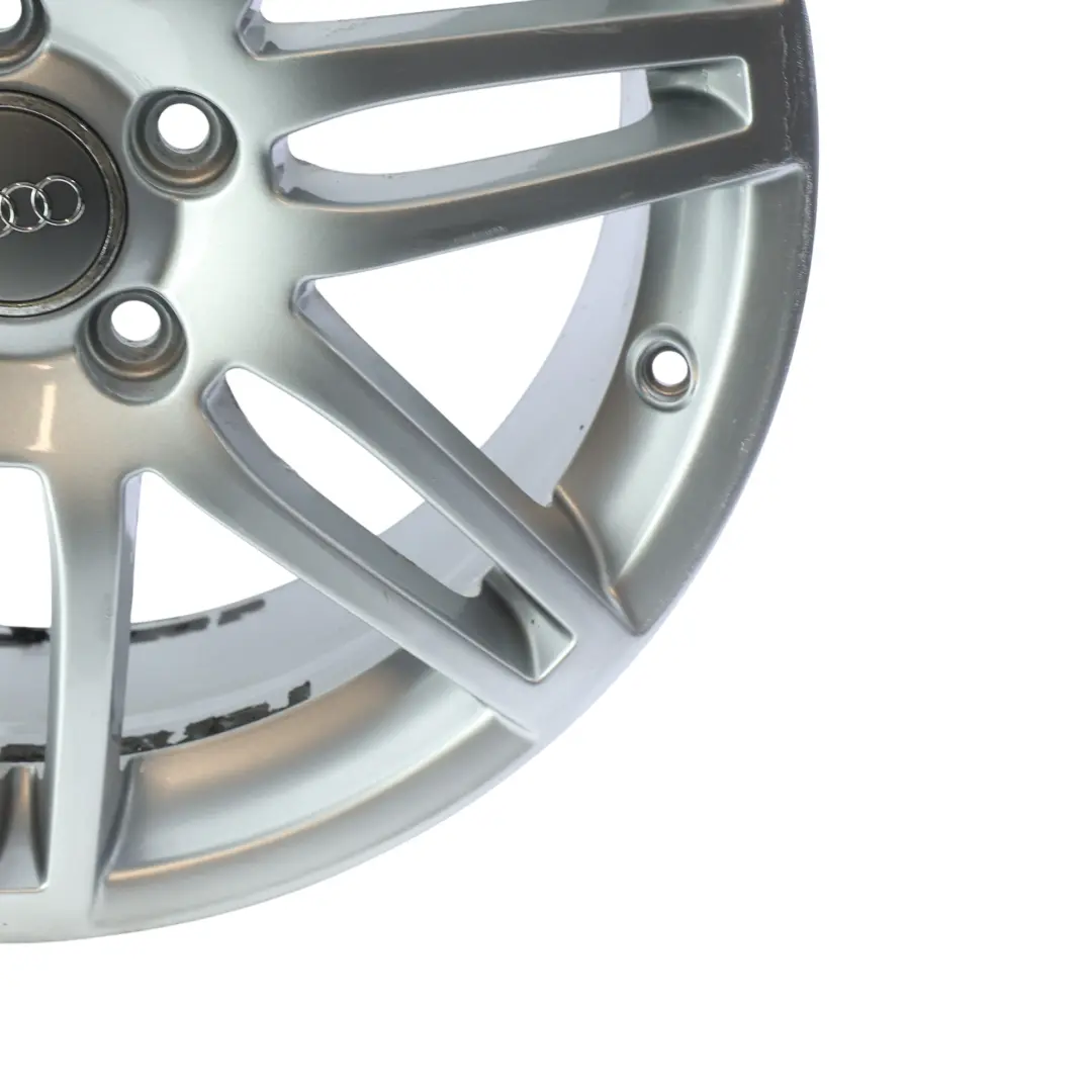 Jante En Alliage Argentée 18" 7,5J ET:54 pour Audi A3 8P à propos du numéro de pièce 8P0601025BA Audi A3 8P Jante En Alliage Argentée 18" 7,5J ET:54 - SKU 8P0601025BA-5 - Numéro de pièce 8P0601025BA