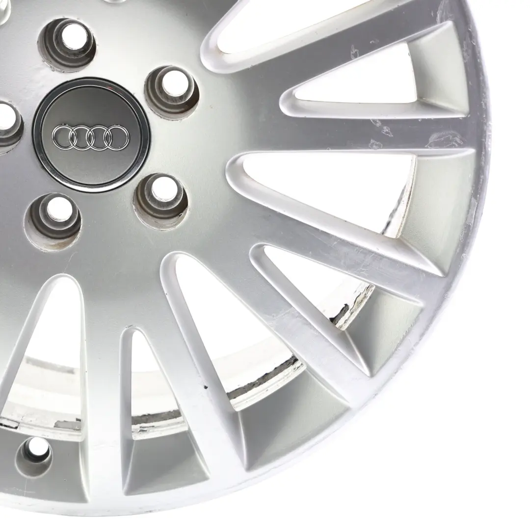 Cerchio in Lega Argento 17" 7,5J ET:56 Doppia Razza per Audi A3 S3 8P con numero di parte 8P0601025BE Audi A3 S3 8P Cerchio in Lega Argento 17" 7,5J ET:56 Doppia Razza - SKU 8P0601025BE-2 - Numero di parte 8P0601025BE
