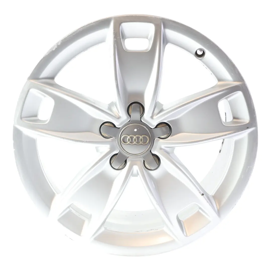 Jante argentée en alliage 17" 7,5J ET:56 Star Spoke pour Audi A3 8P à propos du numéro de pièce 8P0601025BL Audi A3 8P Jante argentée en alliage 17" 7,5J ET:56 Star Spoke - SKU 8P0601025BL-2 - Numéro de pièce 8P0601025BL