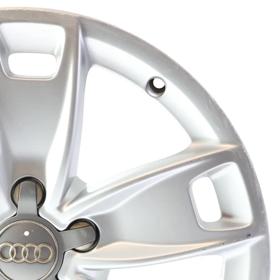 Audi A3 8P Jante argentée en alliage 17" 7,5J ET:56 Star Spoke - SKU 8P0601025BL-2 - Numéro de pièce 8P0601025BL