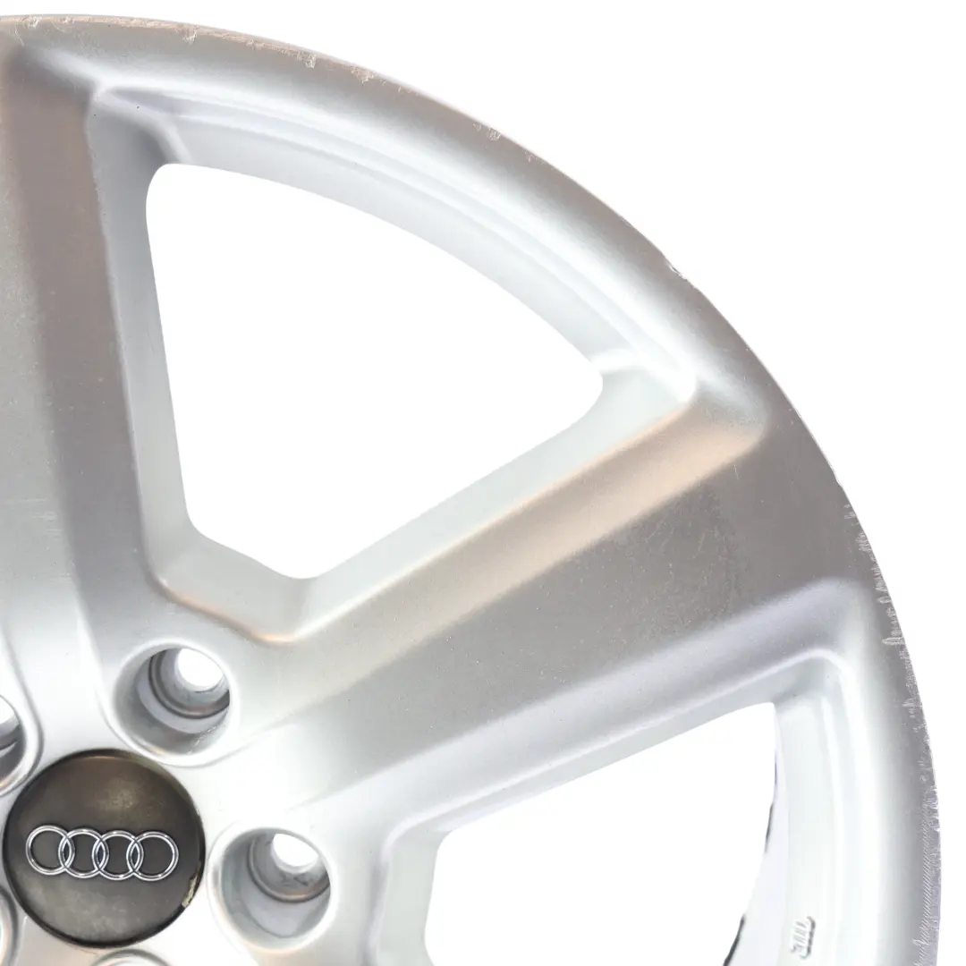 Cerchio in Lega Argento 18" 8J ET:54 per Audi A3 8P con numero di parte 8P0601025S Audi A3 8P Cerchio in Lega Argento 18" 8J ET:54 - SKU 8P0601025S-9 - Numero di parte 8P0601025S