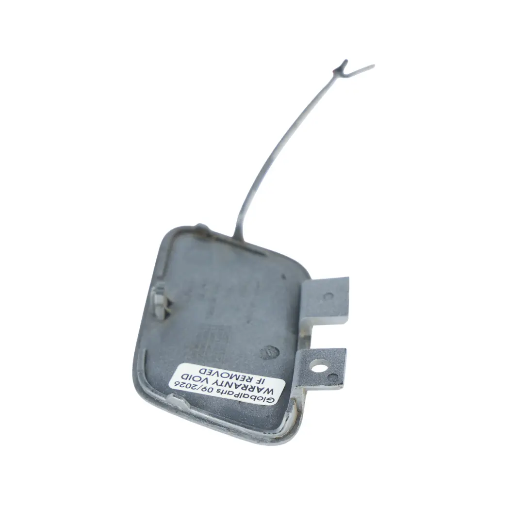 Zaślepka Haka Zderzaka Przód Lodowy Srebrny X7W do Audi A3 8P o numerze 8P0807241C Audi A3 8P Zaślepka Haka Zderzaka Przód Lodowy Srebrny X7W - SKU 8P0807241C-ICS - Numer Części 8P0807241C