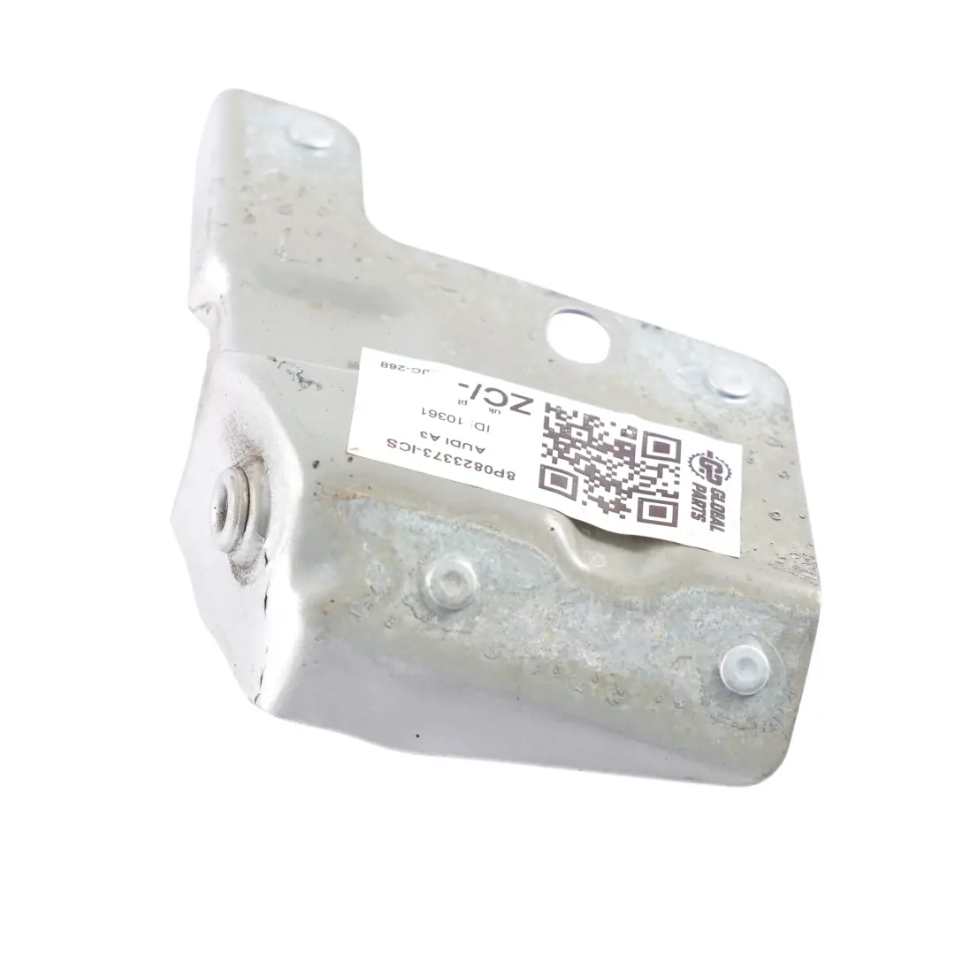 Wspornik Pokrywy Silnika Srebrny Lodowy Metalik X7W do Audi A3 8P o numerze 8P0823373 Audi A3 8P Wspornik Pokrywy Silnika Srebrny Lodowy Metalik X7W - SKU 8P0823373-ICS - Numer Części 8P0823373