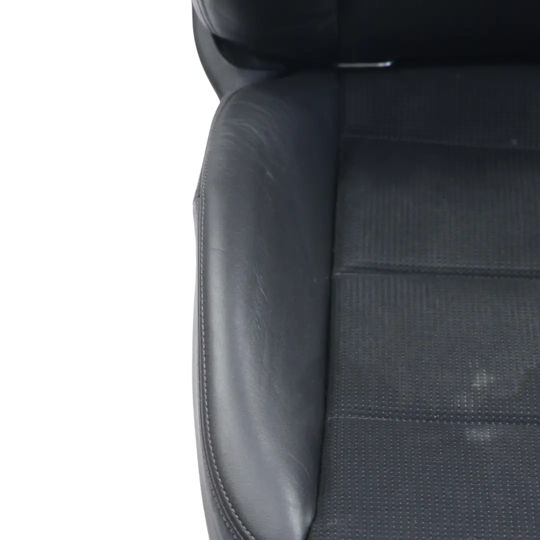 Vordersitz Beheizt Stoff Leder Schwarz Links für Audi A3 8P mit Teilenummer 8P0881805DE Audi A3 8P Vordersitz Beheizt Stoff Leder Schwarz Links - SKU 8P0881805DE-2 - Teilenummer 8P0881805DE