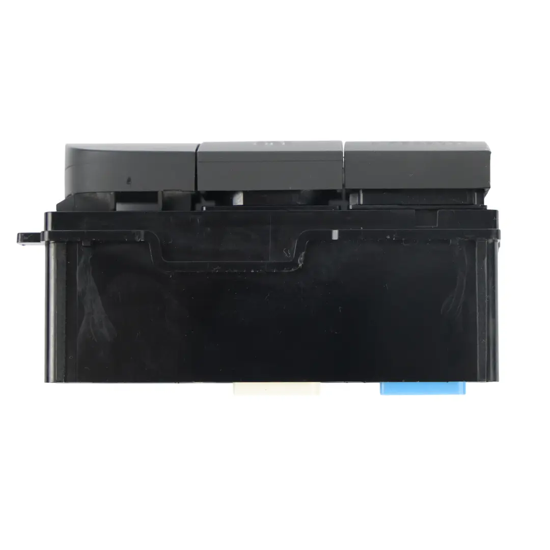Botón Interruptor Consola ESP Off para Audi A3 8P S3 SE con número de pieza 8P0941567A Audi A3 8P S3 SE Botón Interruptor Consola ESP Off - SKU 8P0941567A - Número de pieza 8P0941567A