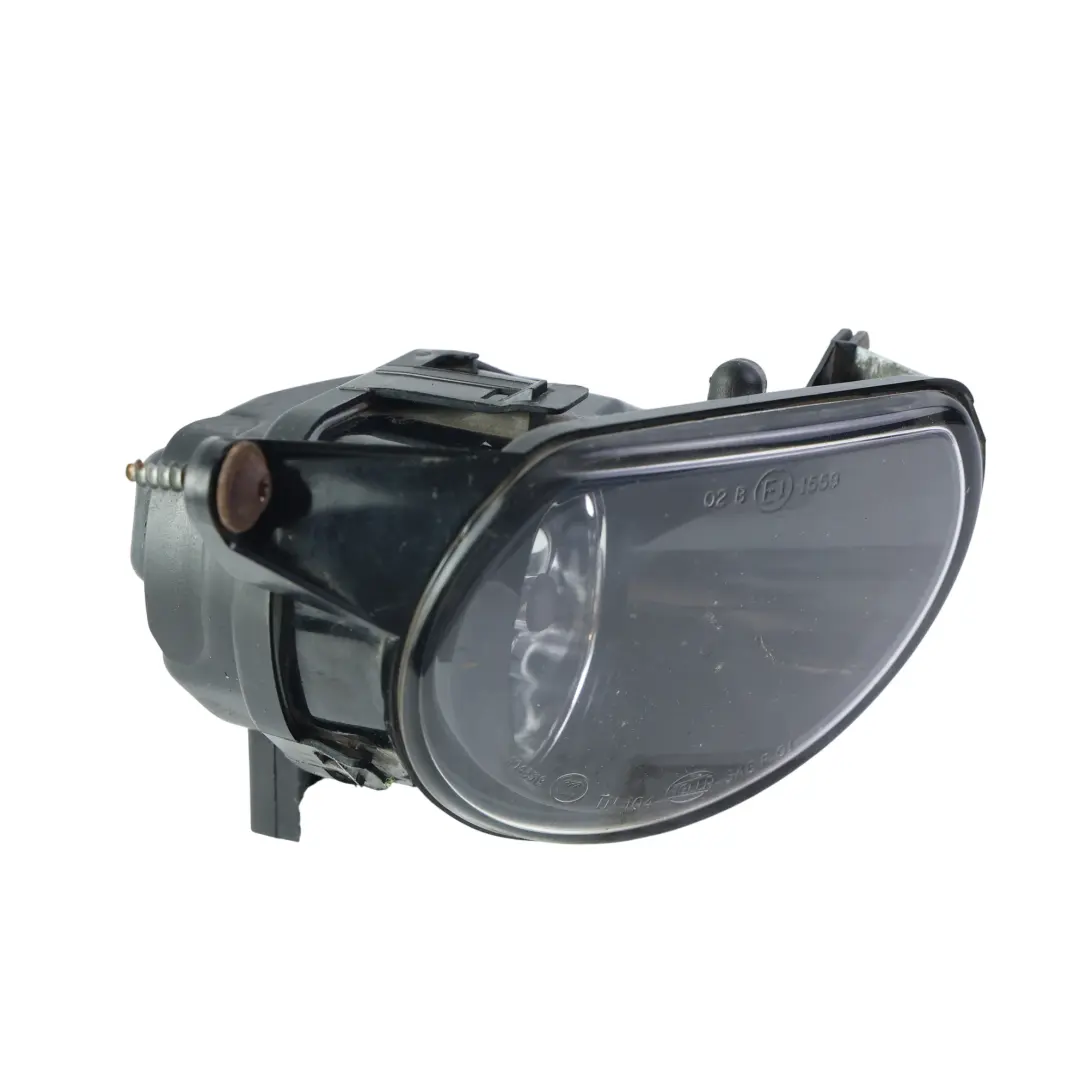 Halogen Nebelscheinwerfer Vorne Rechts für Audi A3 8P Q7 4L mit Teilenummer 8P0941700A Audi A3 8P Q7 4L Halogen Nebelscheinwerfer Vorne Rechts - SKU 8P0941700A - Teilenummer 8P0941700A