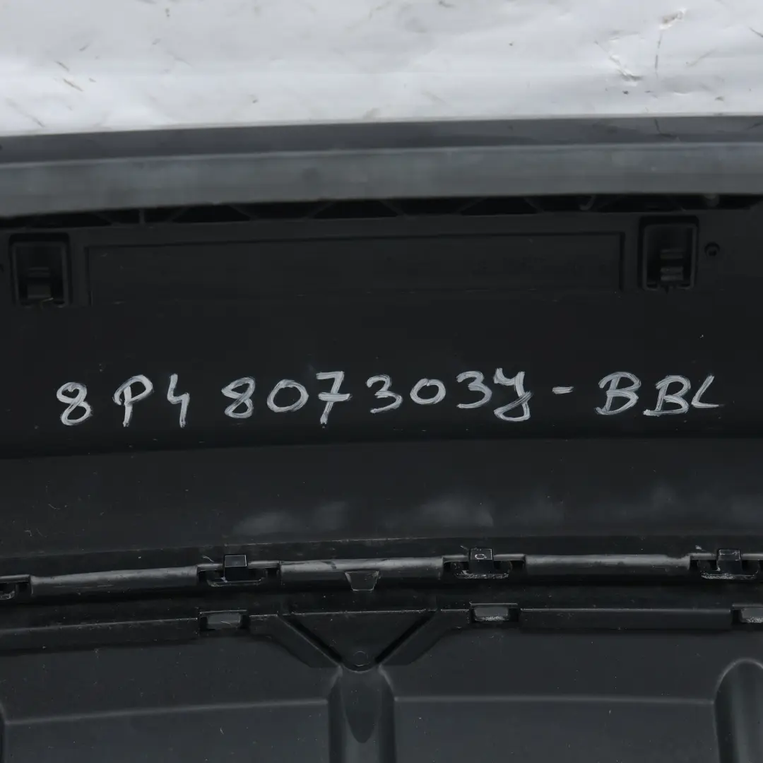 Zderzak Tylny Brilliant Black Czarny Metalik - Y9B do Audi A3 S3 8P o numerze 8P4807303J Audi A3 S3 8P Zderzak Tylny Brilliant Black Czarny Metalik - Y9B - SKU 8P4807303J-BBL - Numer Części 8P4807303J