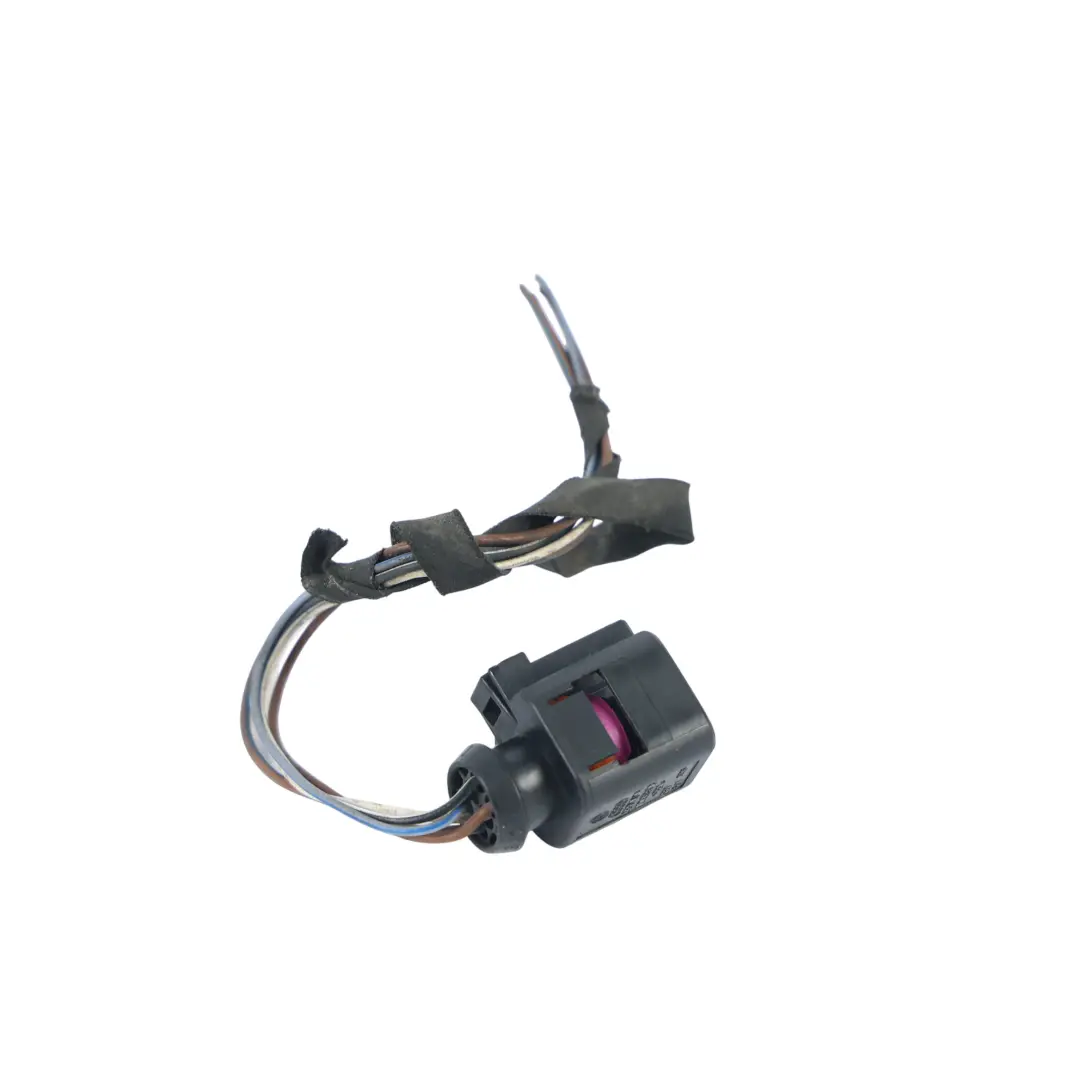 Outer Lamp Light Wiring Cable Left N/S to Audi A3 8P Convertible Rear with Part number 8P7945095 Audi A3 8P Convertible Rear Outer Lamp Light Wiring Cable Left N/S - SKU 8P7945095-2 - Part number 8P7945095