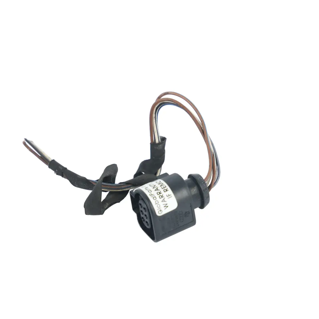 Tylna Zewnętrzna Wiązka Kabli Lampy Lewa do Audi A3 8P Cabrio o numerze 8P7945095 Audi A3 8P Cabrio Tylna Zewnętrzna Wiązka Kabli Lampy Lewa - SKU 8P7945095-2 - Numer Części 8P7945095