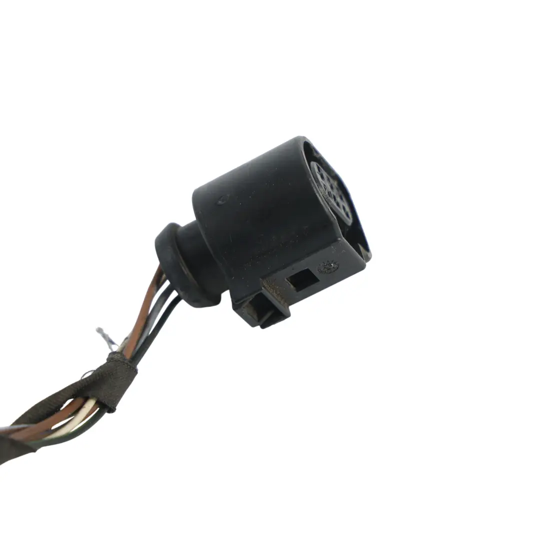 Rücklicht Stecker Kabel Rechts für Audi A3 8P Cabrio mit Teilenummer 8P7945096 Audi A3 8P Cabrio Rücklicht Stecker Kabel Rechts - SKU 8P7945096-2 - Teilenummer 8P7945096