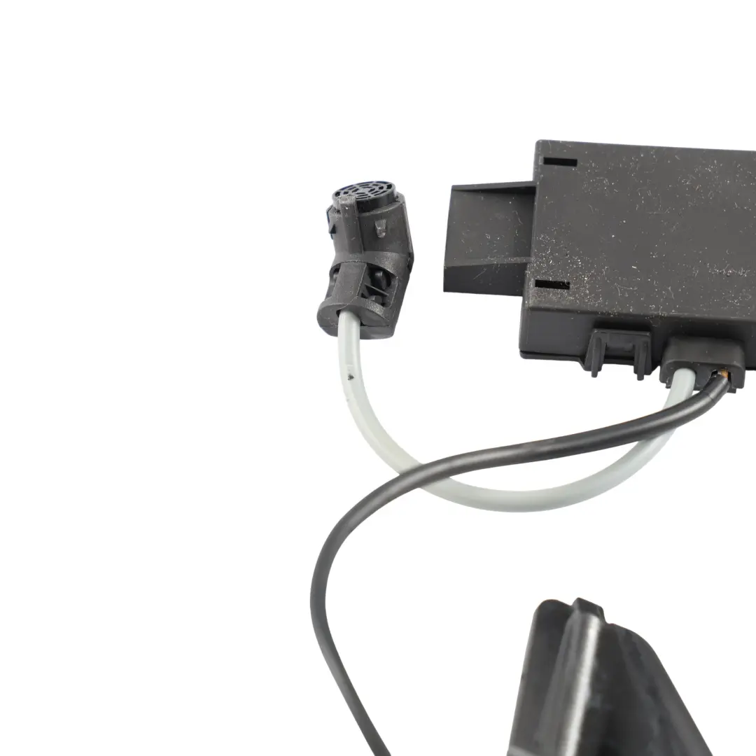 8F Cabrio Czujnik Moduł Sterownik Alarmu do Audi A3 8P A5 o numerze 8P7951177 Audi A3 8P A5 8F Cabrio Czujnik Moduł Sterownik Alarmu - SKU 8P7951177-1 - Numer Części 8P7951177