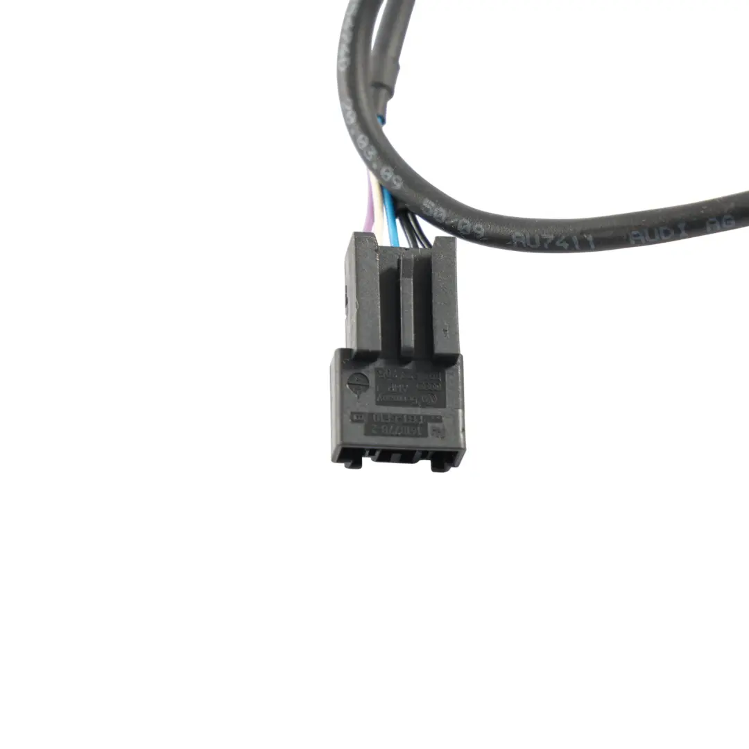 Audi Q5 8R Złącze Interfejsu AUX Przewód Adapter - SKU 8R0035474D - Numer Części 8R0035474D