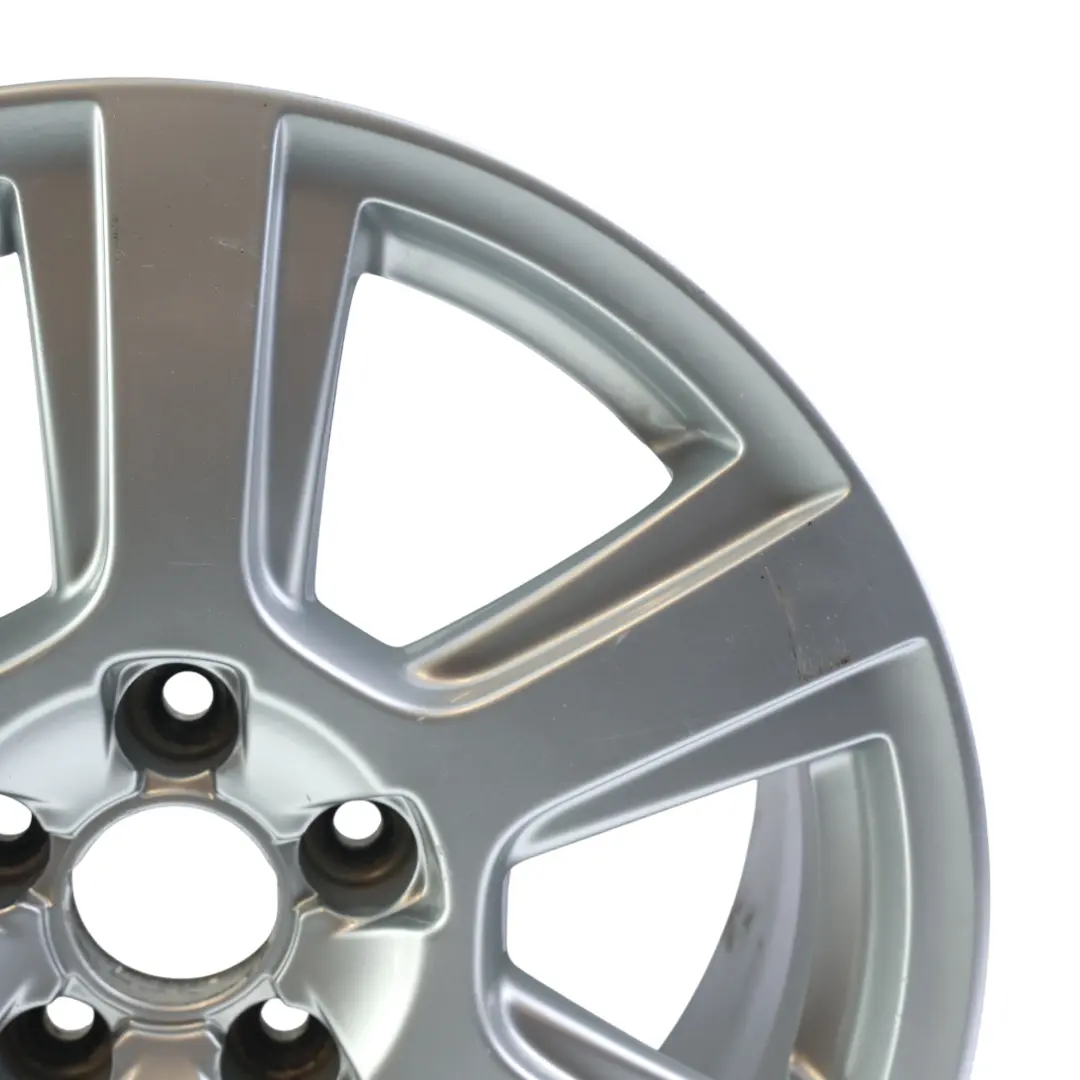 Felga Aluminiowa Srebrna 17" 8J ET:39 6 Szprych do Audi Q5 8R o numerze 8R0601025 Audi Q5 8R Felga Aluminiowa Srebrna 17" 8J ET:39 6 Szprych - SKU 8R0601025-2 - Numer Części 8R0601025