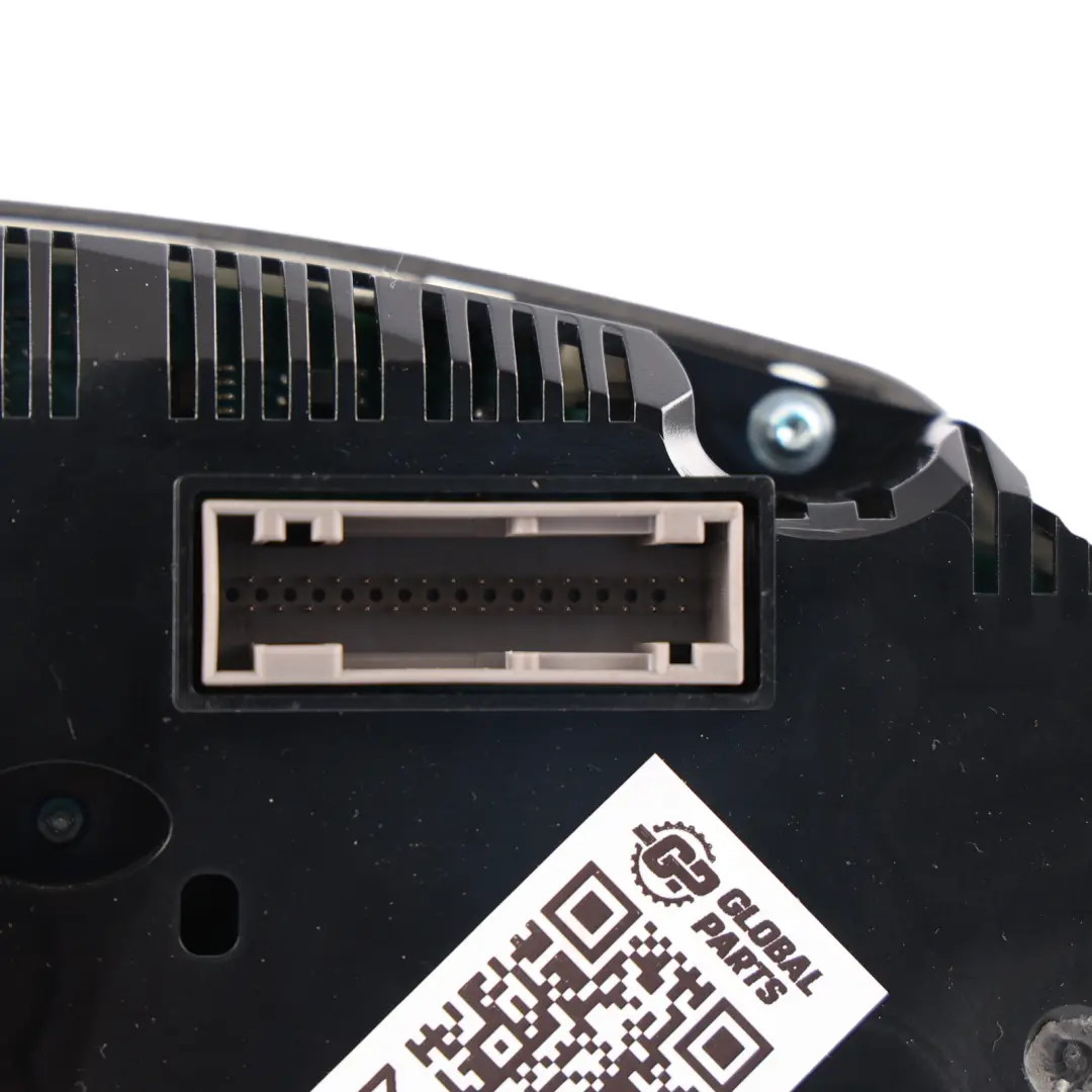 Instrument Cluster Speedo Meter Clocks Automatic 8R0920980R to Audi Q5 8R Diesel with Part number 8R0920980P Audi Q5 8R Diesel Instrument Cluster Speedo Meter Clocks Automatic 8R0920980R - SKU 8R0920980P - Part number 8R0920980P