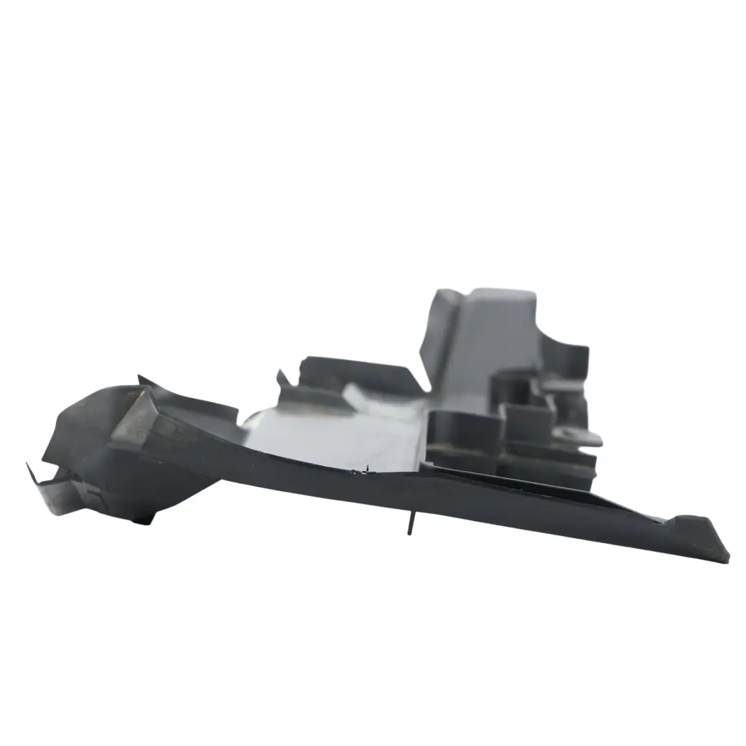 Kierownica Powietrza Chłodnicy Lewa do Audi A5 8T o numerze 8T0121283G Audi A5 8T Kierownica Powietrza Chłodnicy Lewa - SKU 8T0121283G - Numer Części 8T0121283G