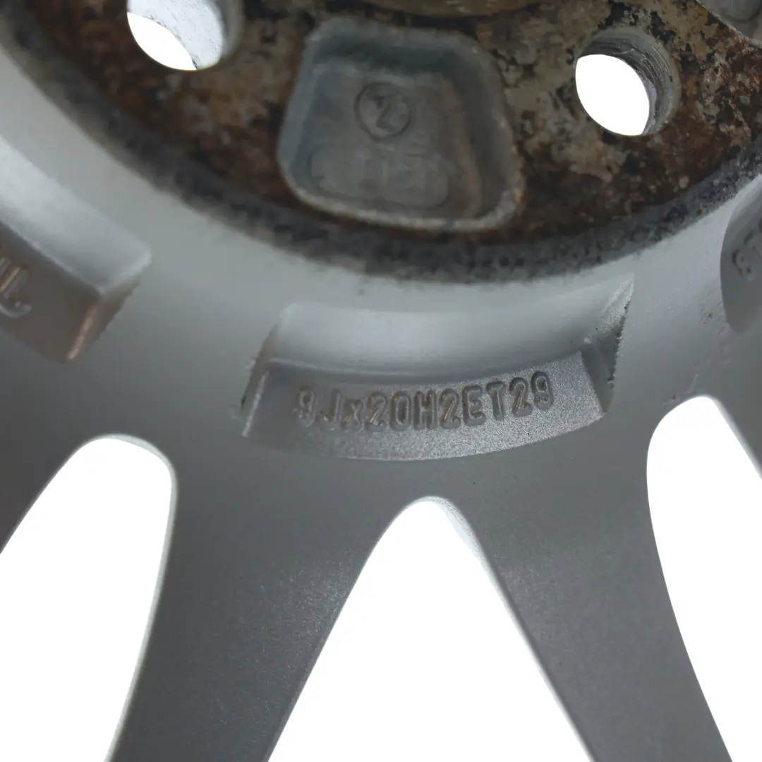 Jante En Alliage Argenté 20" 9J ET:29 pour Audi A5 8T à propos du numéro de pièce 8T0601025N Audi A5 8T Jante En Alliage Argenté 20" 9J ET:29 - SKU 8T0601025N-5 - Numéro de pièce 8T0601025N