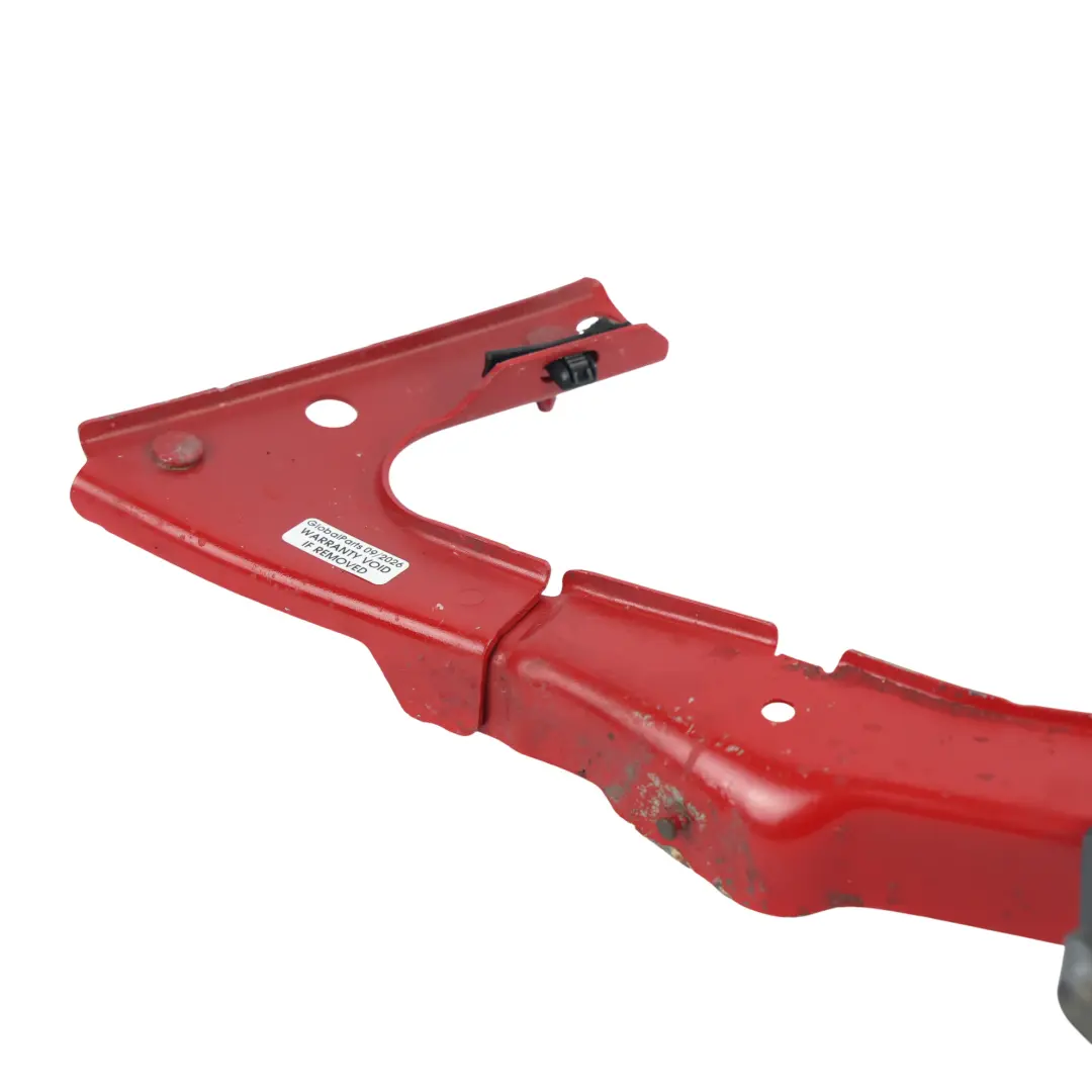 Soporte Guardabarros Izquierdo Rojo Misano para Audi A5 8T con número de pieza 8T0821135C Audi A5 8T Soporte Guardabarros Izquierdo Rojo Misano - SKU 8T0821135C-MRE - Número de pieza 8T0821135C