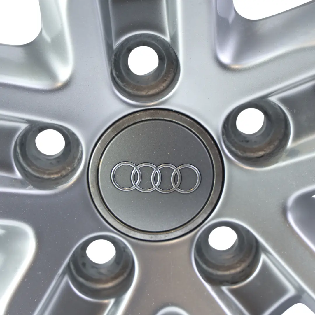 Audi Q3 8U Silberne Alufelge 18" 7J ET:43 Doppelsternspeiche - SKU 8U0601025AA-2 - Teilenummer 8U0601025AA