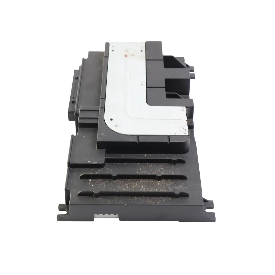 Amplificador Audio MIB Módulo Amp ECU para Skoda Octavia RS 5E con número de pieza 8V0035223 Skoda Octavia RS 5E Amplificador Audio MIB Módulo Amp ECU - SKU 8V0035223 - Número de pieza 8V0035223