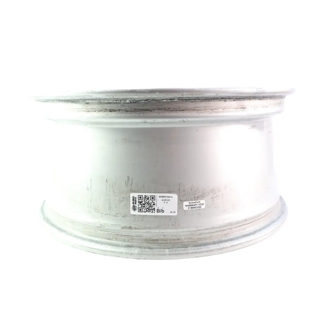 Cerchio In Lega 17" ET:51 7,5J Argento per Audi A3 8V con numero di parte 8V0601025 Audi A3 8V Cerchio In Lega 17" ET:51 7,5J Argento - SKU 8V0601025-4 - Numero di parte 8V0601025