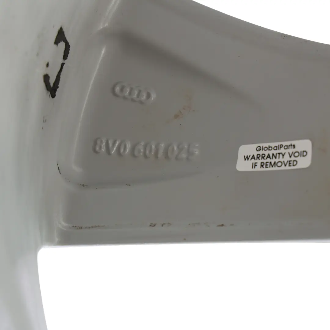 Audi A3 8V Llanta Aleación 17" ET:51 7,5J Radios Estrella Plata - SKU 8V0601025-7 - Número de pieza 8V0601025