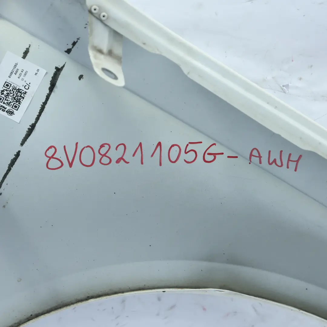 Side Panel Wing Fender Front Left N/S Amalfi White - Y9K to Audi A3 8V with Part number 8V0821105G Audi A3 8V Side Panel Wing Fender Front Left N/S Amalfi White - Y9K - SKU 8V0821105G-AWH - Part number 8V0821105G