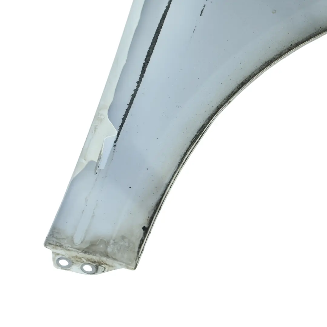 Parafango Pannello Laterale Anteriore Sinistro Bianco Amalfi Y9K per Audi A3 8V con numero di parte 8V0821105G Audi A3 8V Parafango Pannello Laterale Anteriore Sinistro Bianco Amalfi Y9K - SKU 8V0821105G-AWH - Numero di parte 8V0821105G