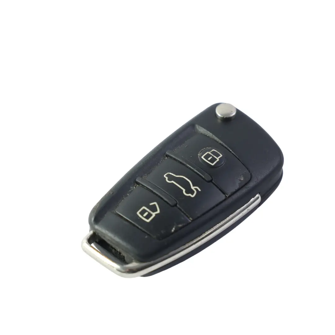 Telecomando Chiave 3 Pulsanti 434 Mhz per Audi A3 S3 RS3 8V con numero di parte 8V0837220D Audi A3 S3 RS3 8V Telecomando Chiave 3 Pulsanti 434 Mhz - SKU 8V0837220D - Numero di parte 8V0837220D